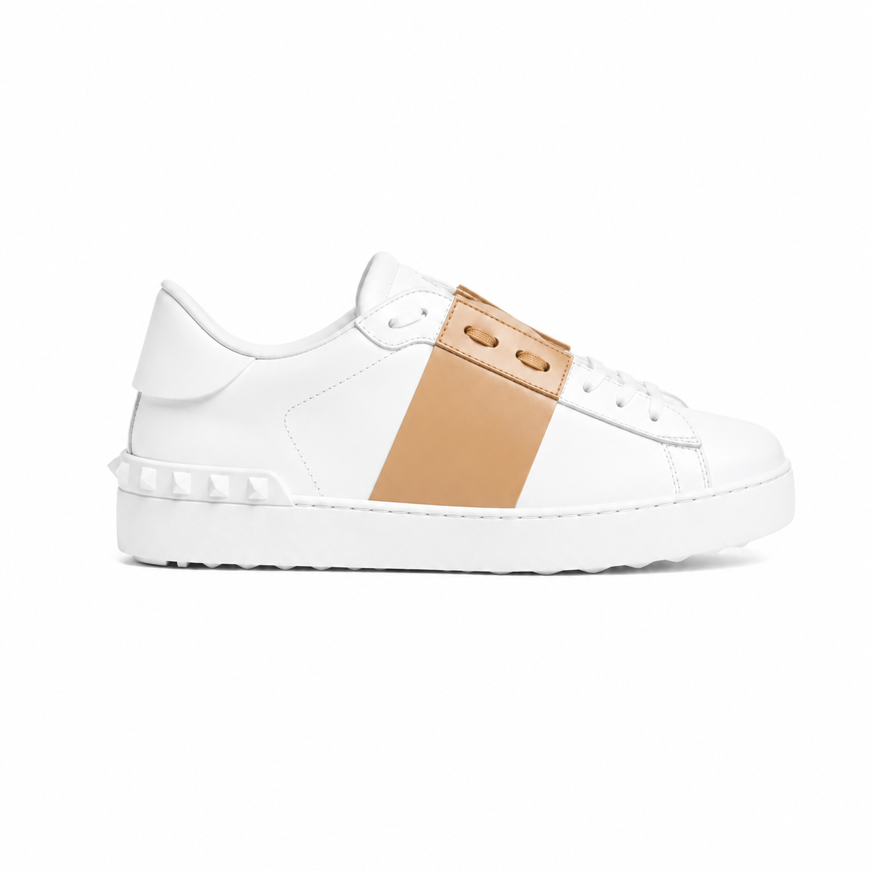 Valentino Opens